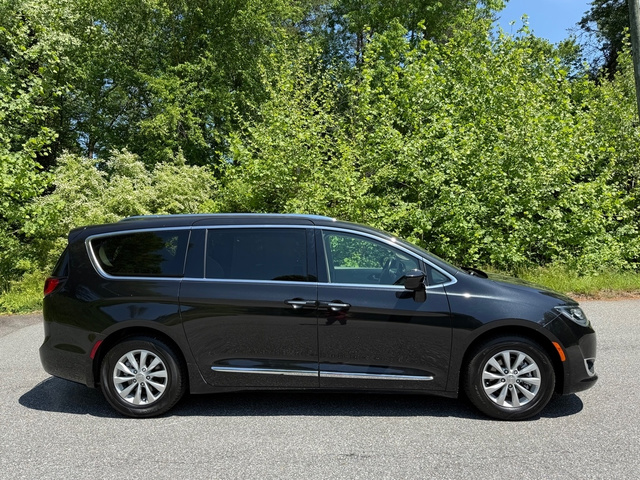 Used 2019 Chrysler Pacifica - photo 7