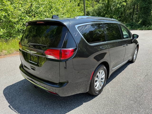 Used 2019 Chrysler Pacifica - photo 8