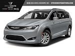 Used 2017 Chrysler Pacifica Minivan thumbnail 1