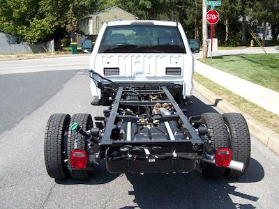 New 2024 Ford F-550 XL Regular Cab 4WD Cab Chassis for sale #MFU24563 - photo 2