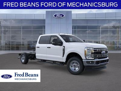 2025 Ford F-350 Crew Cab SRW 4x4 Cab Chassis for sale #MFU50128 - photo 1
