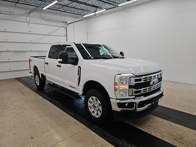 Used 2024 Ford F-250 - photo 1