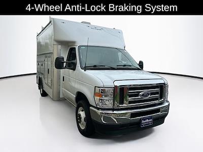 Used 2025 Ford E-350 - photo 1