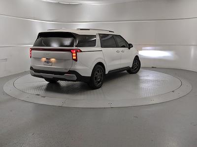 Used 2025 Kia Carnival EX Minivan for sale #250563A - photo 2
