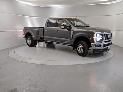 New 2025 Ford F-350 Lariat Crew Cab 4x4 DRW Pickup for sale #251375 - photo 1