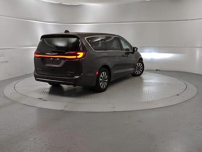 2023 Chrysler Pacifica FWD Minivan for sale #A0053 - photo 2