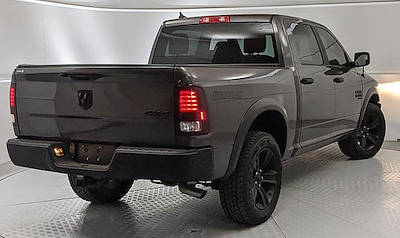 Used 2021 Ram 1500 Classic - photo 1