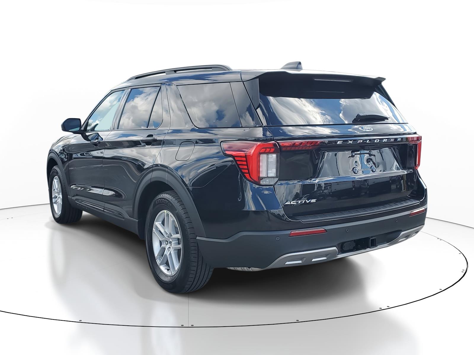 New 2026 Ford Explorer - photo 7