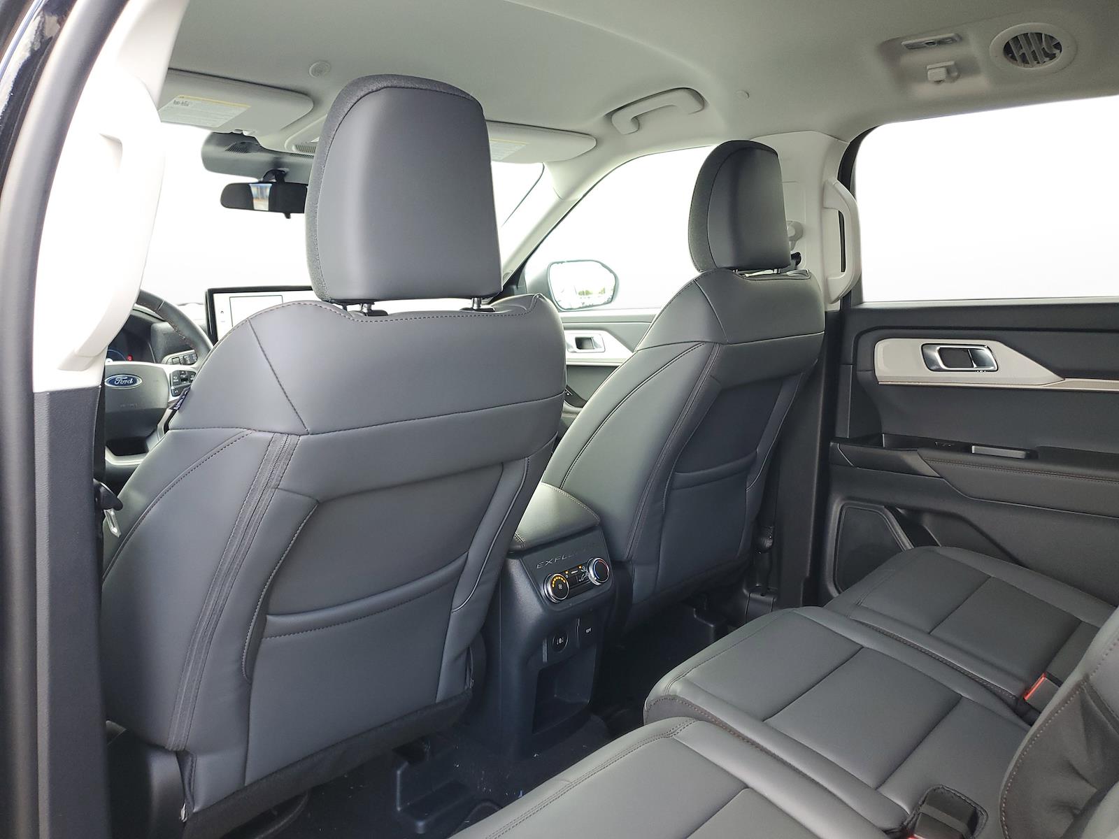 New 2026 Ford Explorer - photo 11
