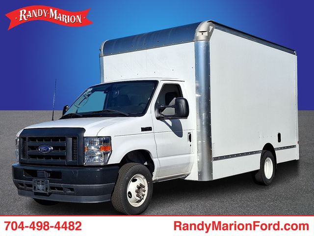 Used 2024 Ford E-450 - photo 1