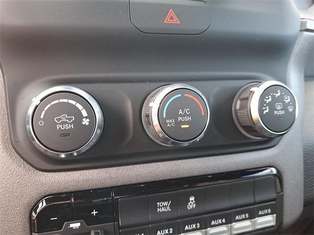 Used 2024 Ram 2500 - photo 16