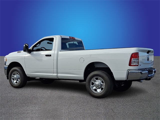 Used 2024 Ram 2500 - photo 2