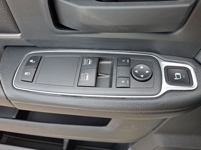 Used 2024 Ram 2500 - photo 27