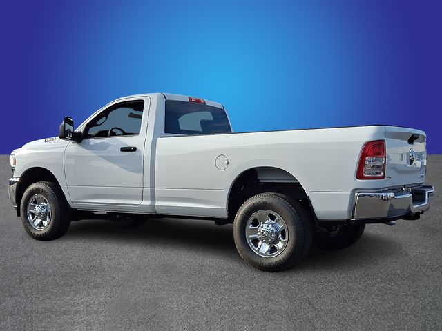 Used 2024 Ram 2500 - photo 2