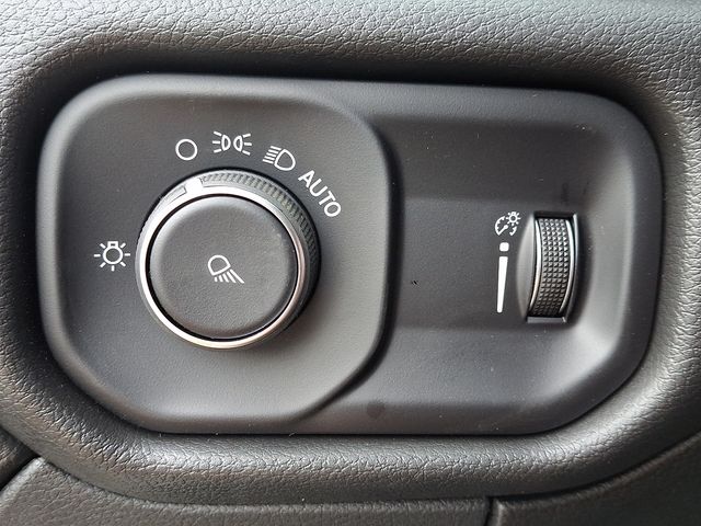 Used 2024 Ram 2500 - photo 26