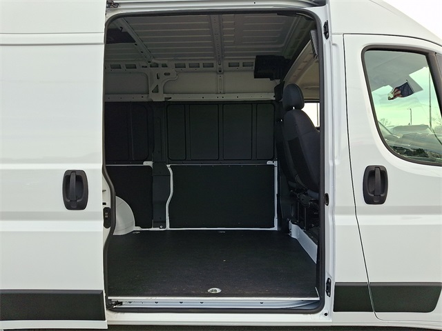 Used 2024 Ram ProMaster 2500 - photo 13