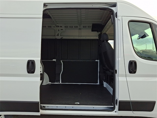 Used 2024 Ram ProMaster 2500 - photo 13