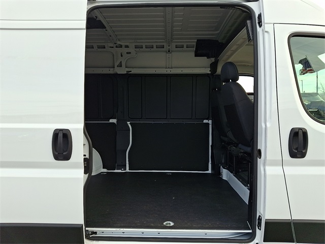 Used 2024 Ram ProMaster 2500 - photo 13