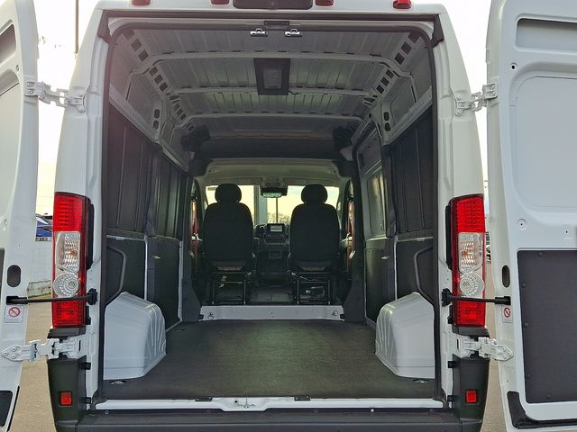 Used 2024 Ram ProMaster 2500 - photo 2