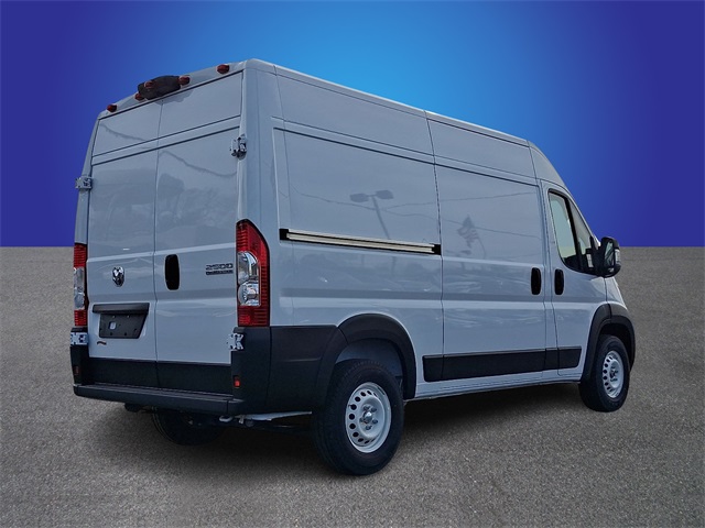 Used 2024 Ram ProMaster 2500 - photo 7