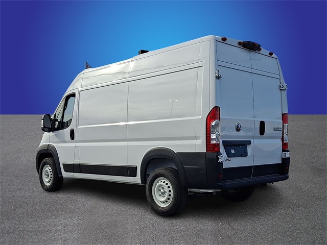 Used 2024 Ram ProMaster 2500 - photo 9