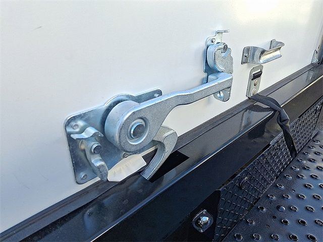 New 2026 Ford E-450 - photo 6