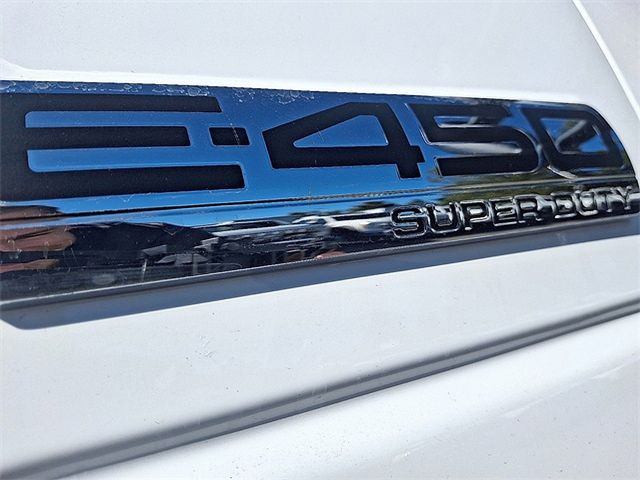 New 2026 Ford E-450 - photo 7