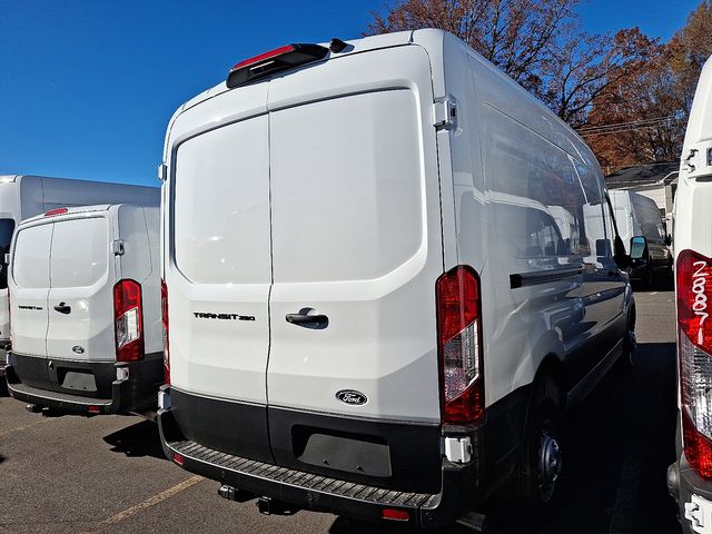 New 2026 Ford Transit 250 - photo 6