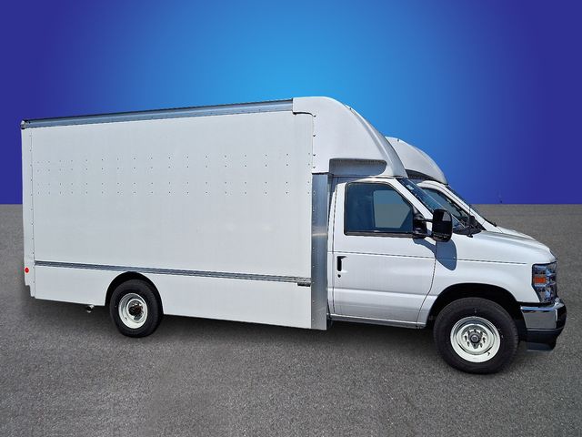 New 2024 Ford E-350 - photo 5