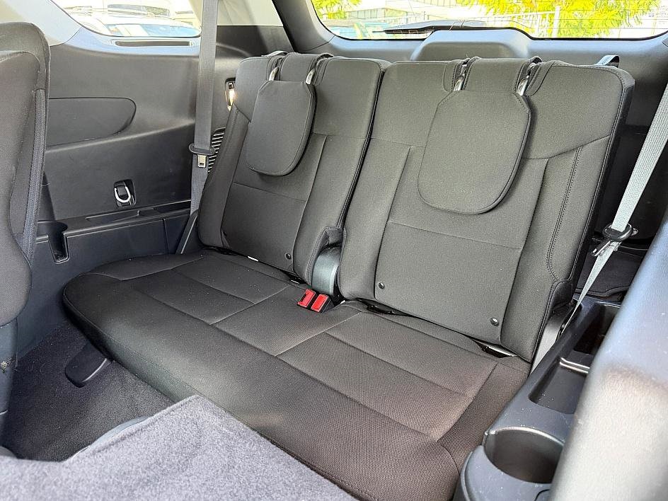 Used 2023 Ford Explorer - photo 34