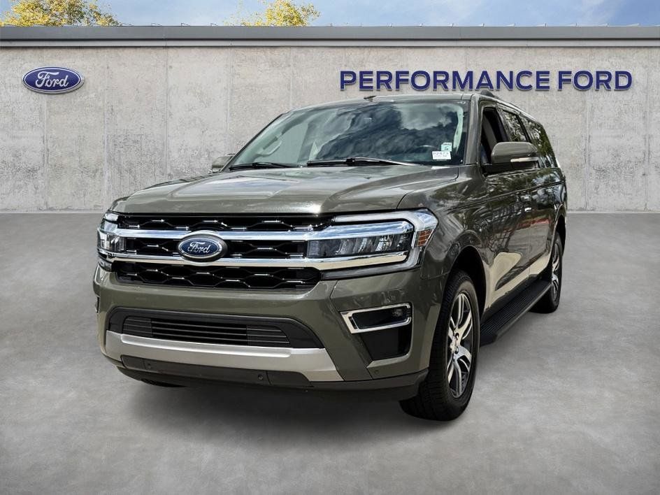 Used 2024 Ford Expedition MAX - photo 2