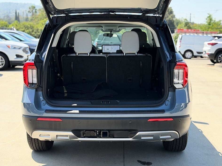 Used 2025 Ford Explorer - photo 20