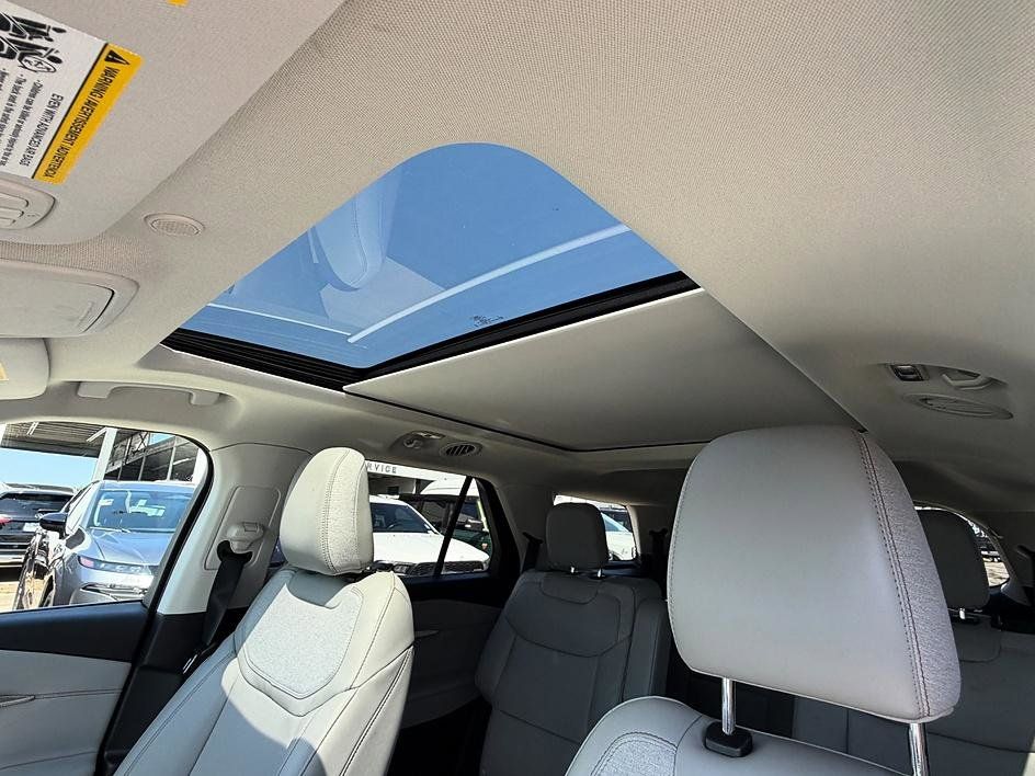 Used 2025 Ford Explorer - photo 29