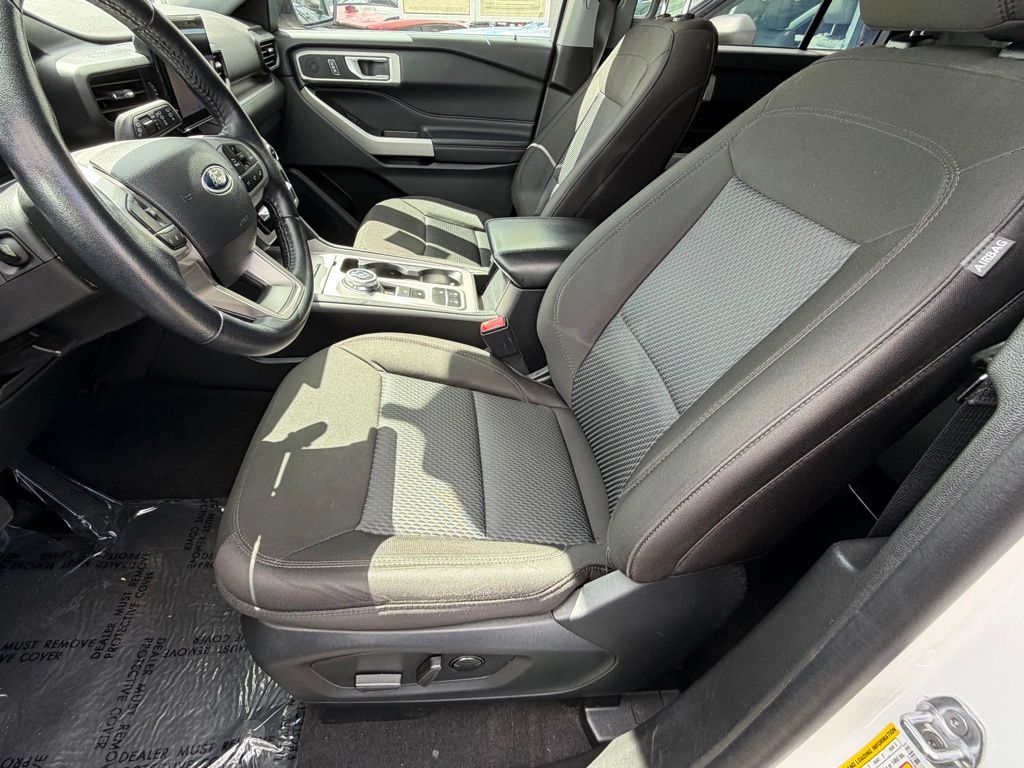 Used 2023 Ford Explorer - photo 5