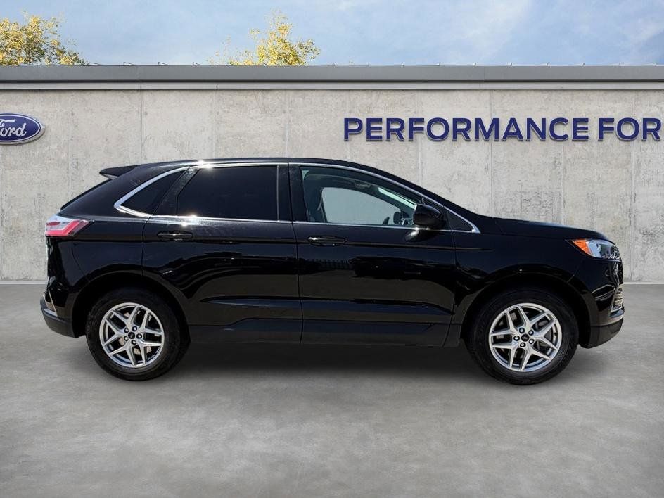 Used 2024 Ford Edge - photo 8