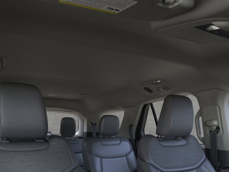 Used 2025 Ford Explorer - photo 24