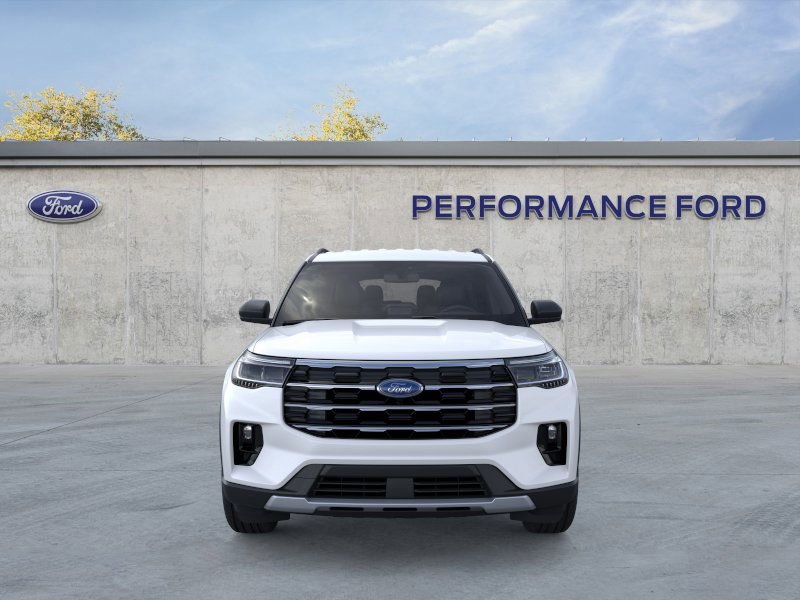 Used 2025 Ford Explorer - photo 8