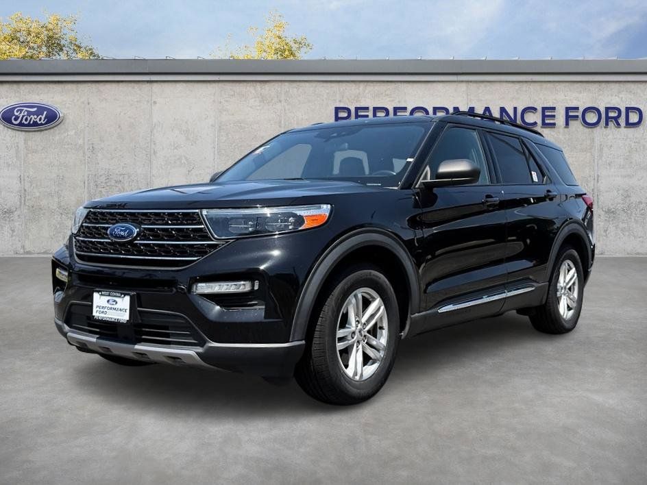 Used 2020 Ford Explorer - photo 2