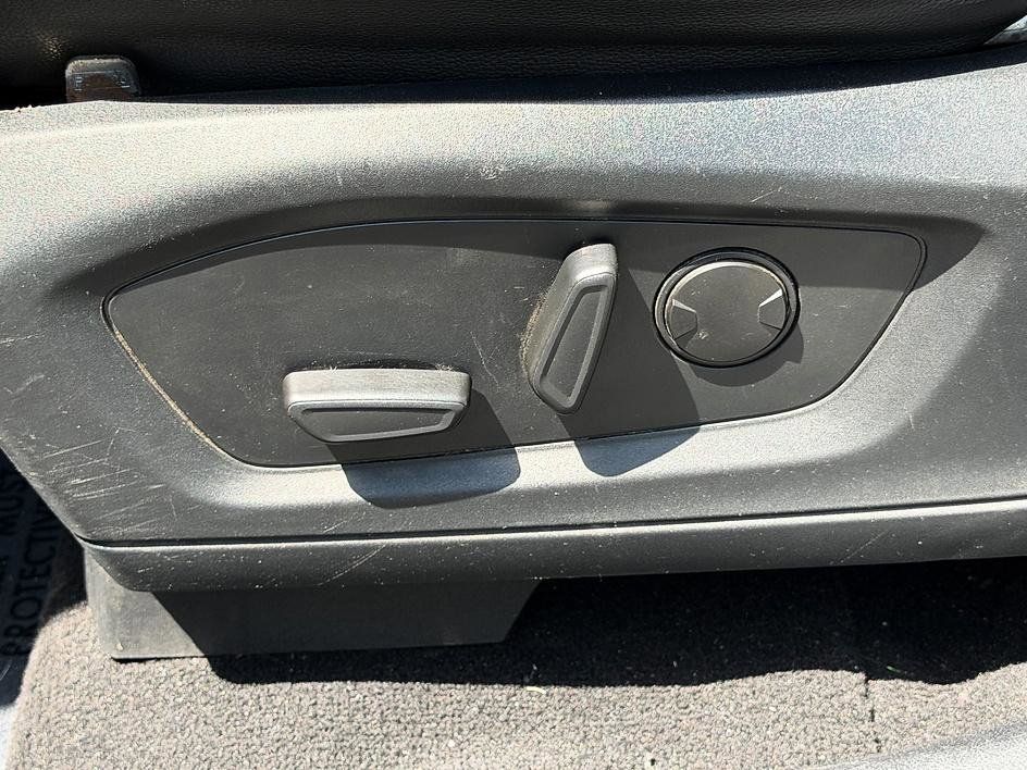 Used 2020 Ford Explorer - photo 23