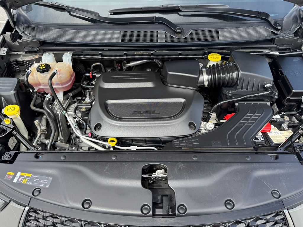 Used 2023 Chrysler Pacifica - photo 20
