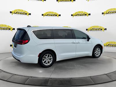 2023 Chrysler Pacifica FWD Minivan for sale #PR607217 - photo 2
