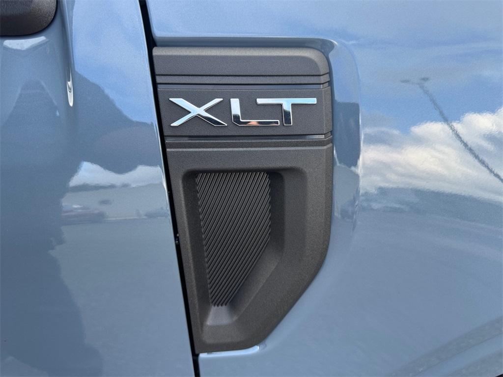 New 2025 Ford Maverick - photo 18