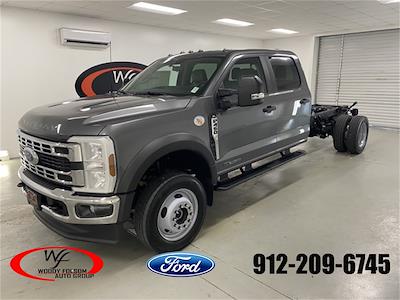 New 2025 Ford F-450 Crew Cab 4x4 Cab Chassis for sale #FT042956 - photo 1