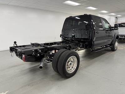 New 2026 Ford F-450 Crew Cab 4WD Cab Chassis for sale #FT082851 - photo 2