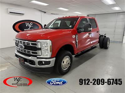 New 2026 Ford F-350 Crew Cab 4WD Cab Chassis for sale #FT082951 - photo 1