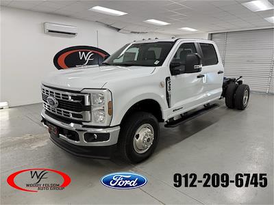New 2026 Ford F-350 Crew Cab 4x4 Cab Chassis for sale #FT090158 - photo 1