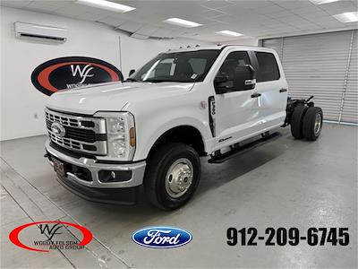 2026 Ford F-350 Crew Cab DRW 4x4 Cab Chassis for sale #FT090350 - photo 1