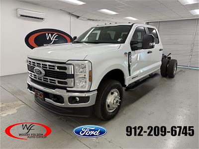 New 2026 Ford F-350 Crew Cab 4WD Cab Chassis for sale #FT090955 - photo 1