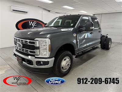 New 2026 Ford F-350 Crew Cab 4WD Cab Chassis for sale #FT093056 - photo 1