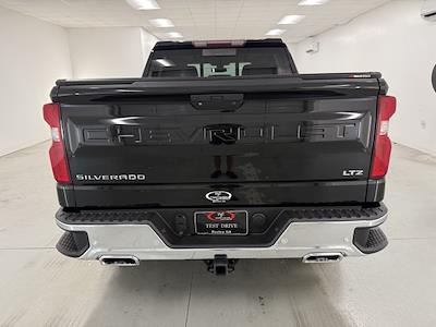 2019 Chevrolet Silverado 1500 Crew Cab 4x4 Pickup for sale #UF042253 - photo 2